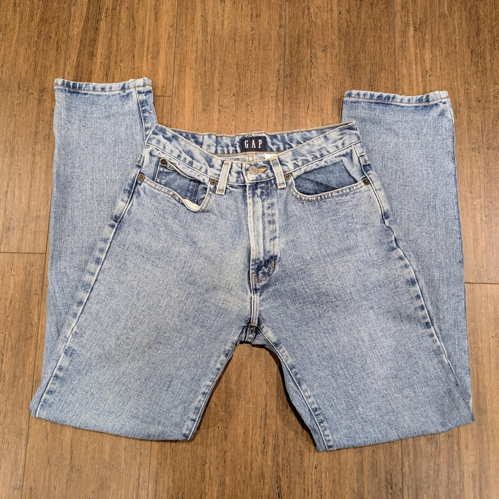 Vintage Gap women's jeans classic blue denim. 100% Cotton USA Made